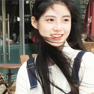 黄阿丽:小眼镜蛇
